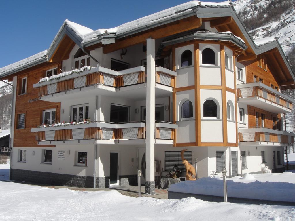 Apartamento Haus Alpenstern Saas-Grund Exterior foto