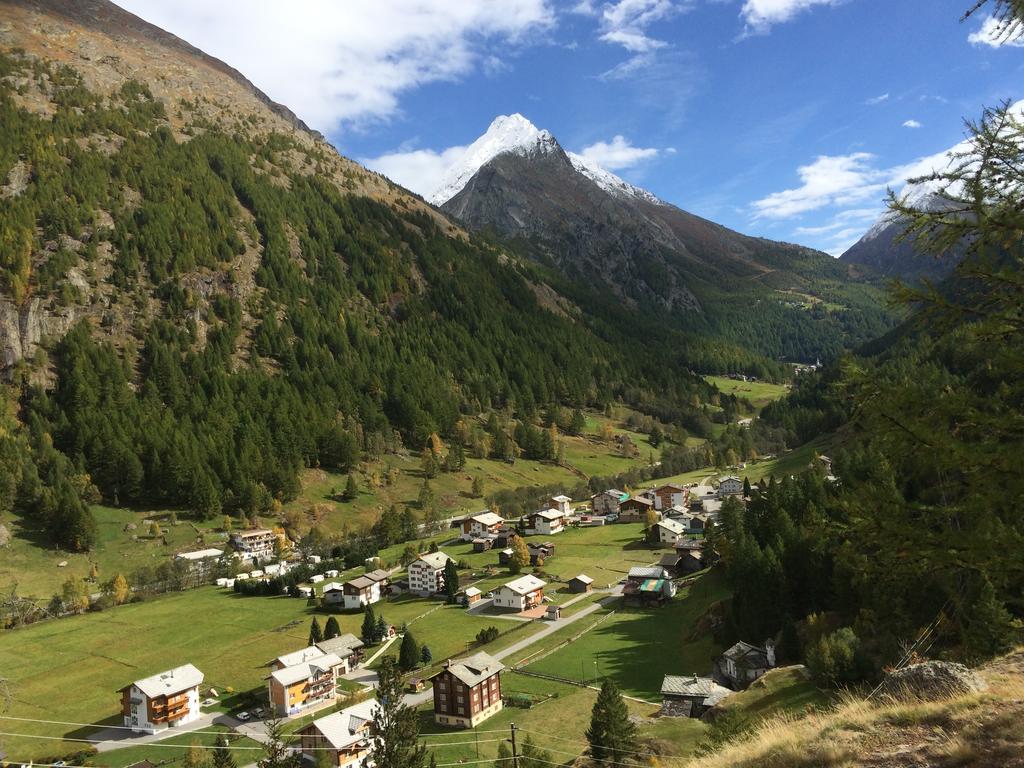 Apartamento Haus Alpenstern Saas-Grund Exterior foto