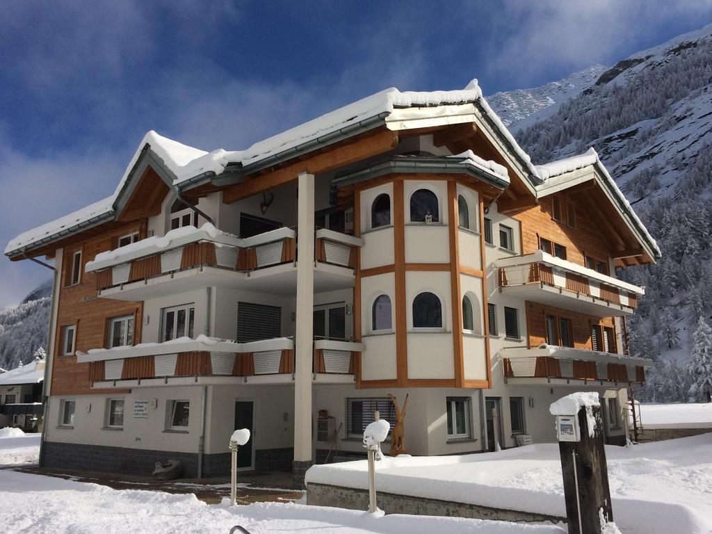 Apartamento Haus Alpenstern Saas-Grund Exterior foto